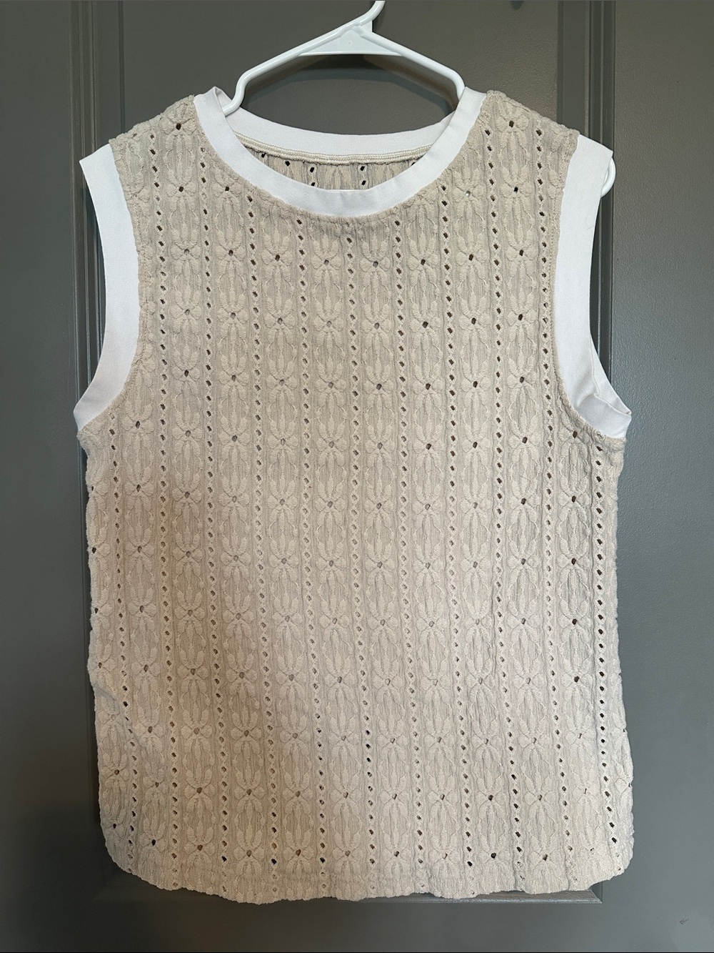 Sleeveless Crochet Knit Tank Top - Cream